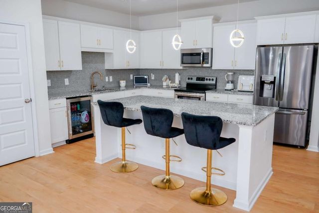 2115 Ravencliff Dr, Austell, GA 30168