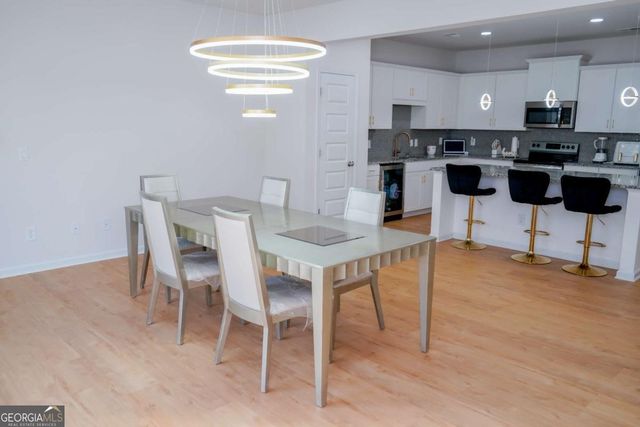 2115 Ravencliff Dr, Austell, GA 30168