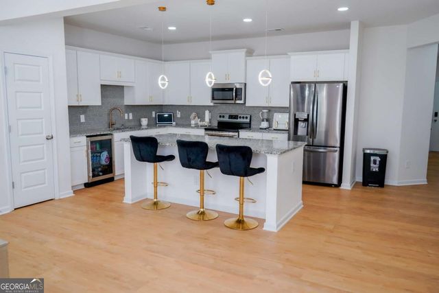 2115 Ravencliff Dr, Austell, GA 30168