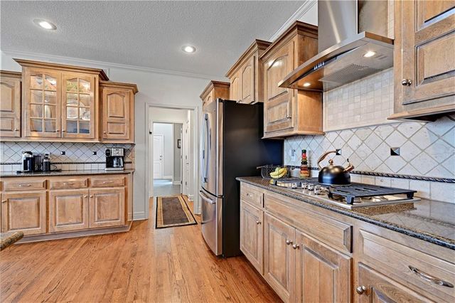 13816 Horton Drive, Overland Park, KS 66223