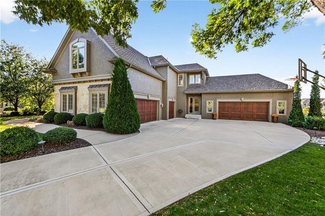 13816 Horton Drive, Overland Park, KS 66223