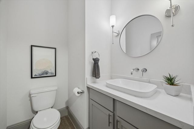 1907 W 25th Street, Houston, TX 77008