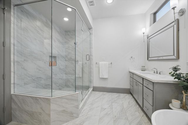 1907 W 25th Street, Houston, TX 77008