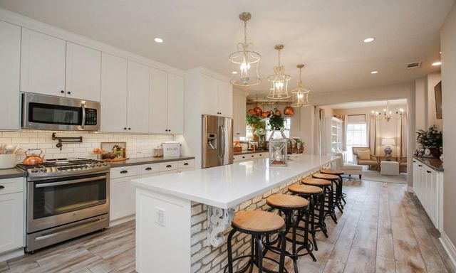 40407 Manor Drive, Magnolia, TX 77354