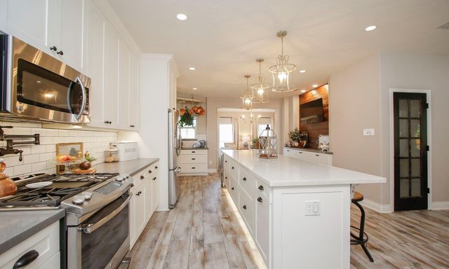 40407 Manor Drive, Magnolia, TX 77354