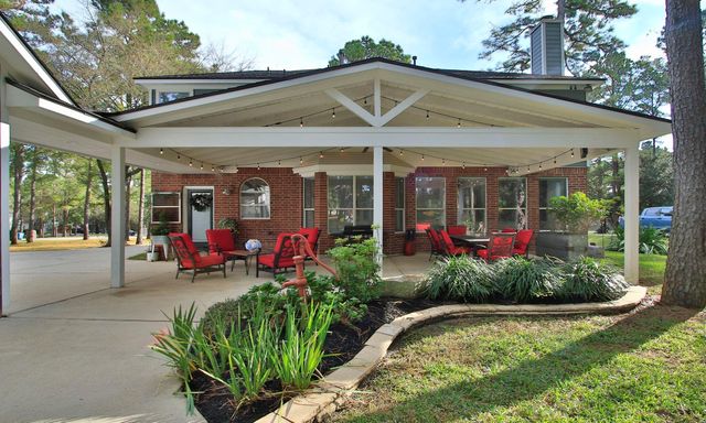 40407 Manor Drive, Magnolia, TX 77354