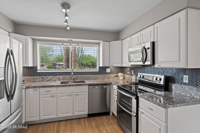 7862 E Pima Street, Tucson, AZ 85715