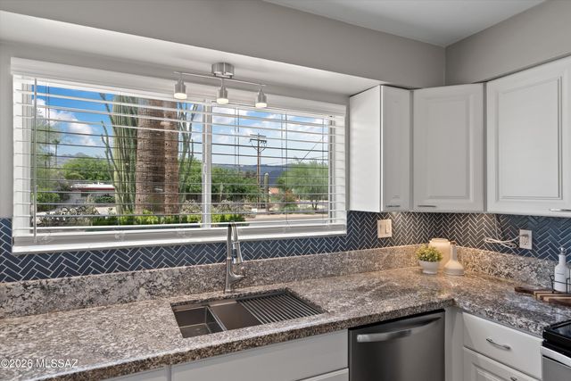 7862 E Pima Street, Tucson, AZ 85715