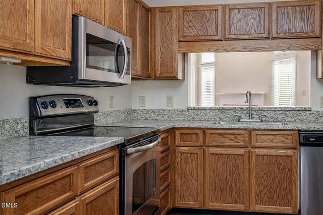 8031 Grey Oak Drive, Raleigh, NC 27615