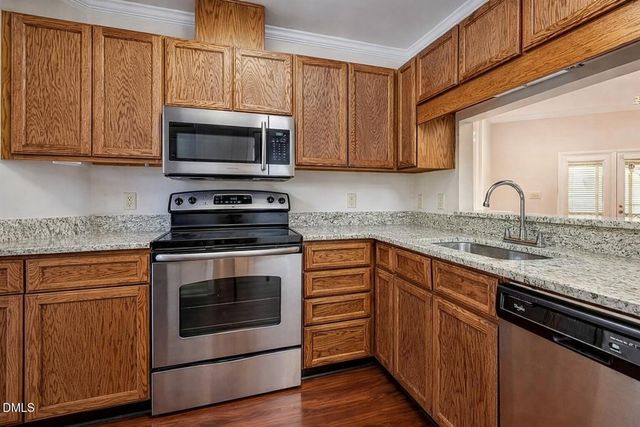 8031 Grey Oak Drive, Raleigh, NC 27615