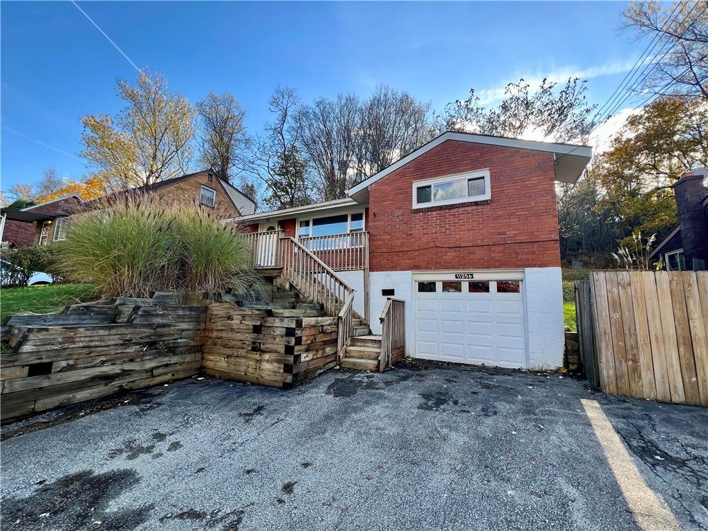 11256 Azalea Dr, Penn Hills, PA 15235