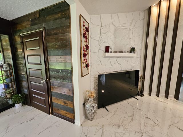 14126 Country Manor Drive, Sugar Land, TX 77498