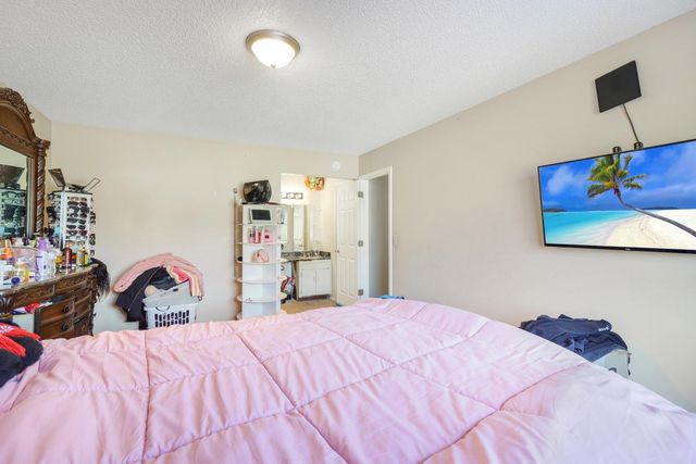 8576 S Maplebrook Circle, Brooklyn Park, MN 55445