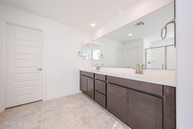 14759 W COTTONTAIL Lane, Surprise, AZ 85387