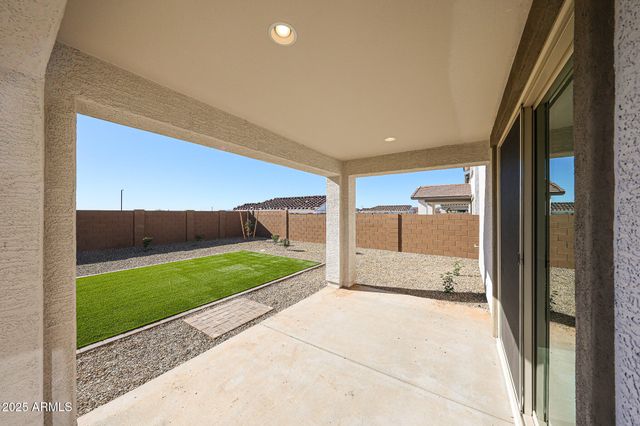 14759 W COTTONTAIL Lane, Surprise, AZ 85387