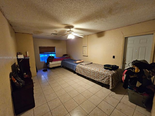 725 NW 19th Terrace, Fort Lauderdale, FL 33311