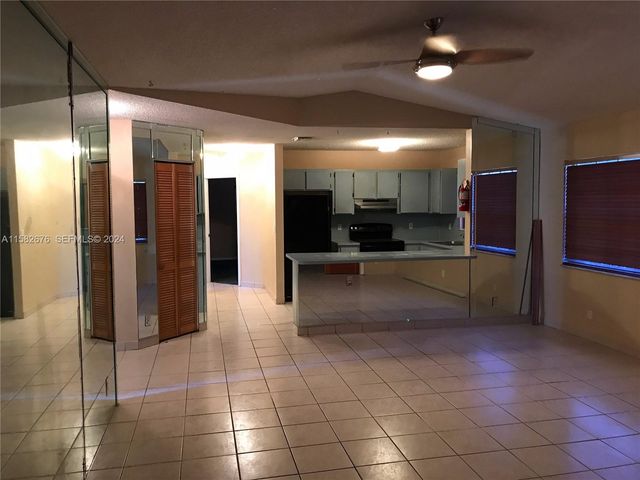 725 NW 19th Terrace, Fort Lauderdale, FL 33311