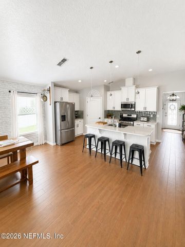 190 LOCHNAGAR MOUNTAIN Drive, St. Johns, FL 32259