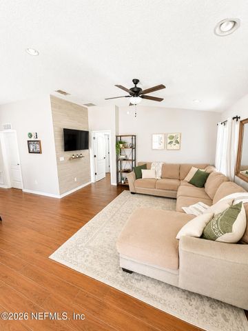 190 LOCHNAGAR MOUNTAIN Drive, St. Johns, FL 32259
