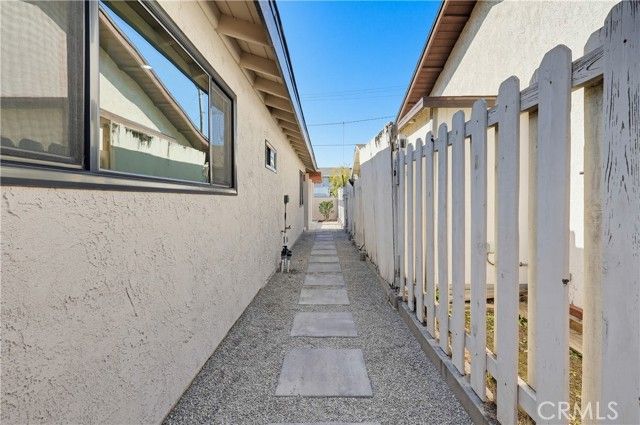 13208 Florwood, Hawthorne, CA 90250