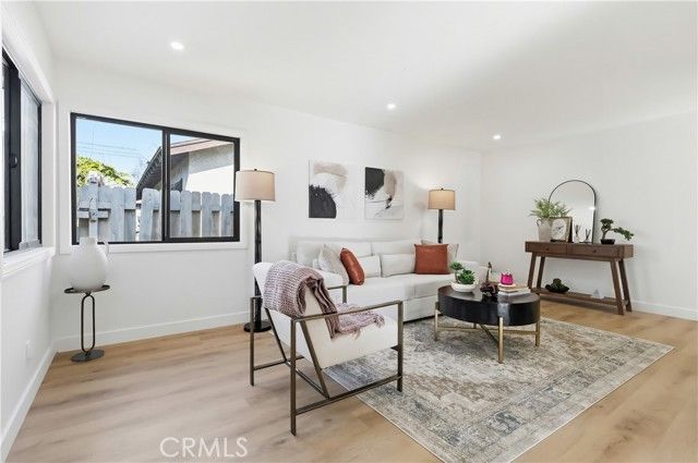 13208 Florwood, Hawthorne, CA 90250