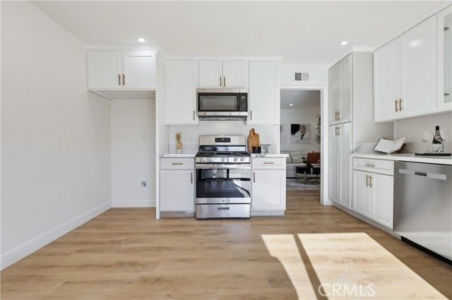 13208 Florwood, Hawthorne, CA 90250