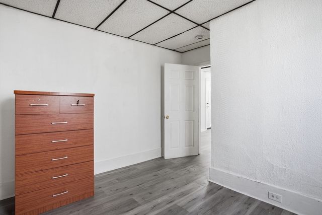 43 Wamesit St, Lowell, MA 01852