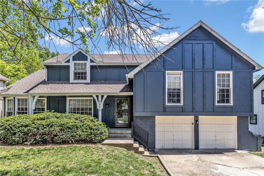 6939 Widmer Road, Shawnee, KS 66216