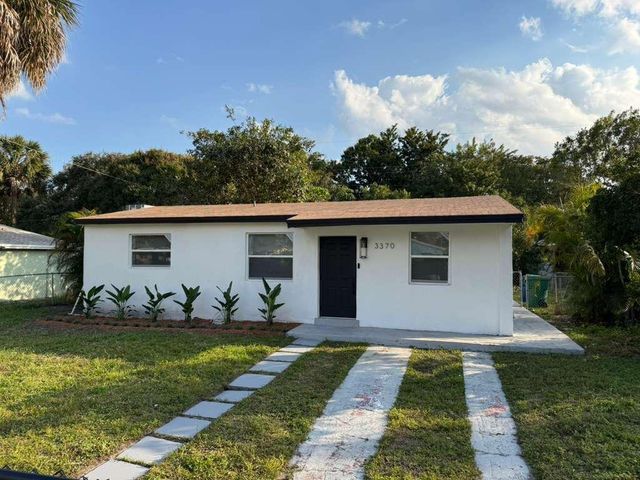 3370 NW 9th Street, Lauderhill, FL 33311