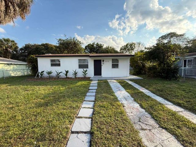 3370 NW 9th Street, Lauderhill, FL 33311