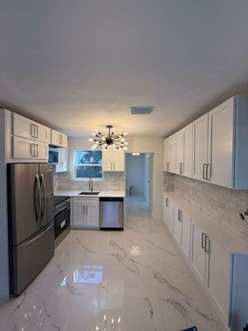 3370 NW 9th Street, Lauderhill, FL 33311