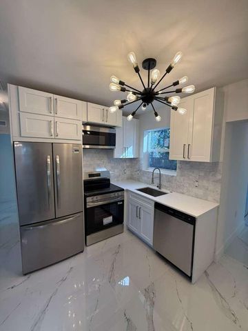 3370 NW 9th Street, Lauderhill, FL 33311