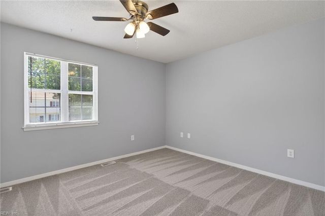 12791 Tahiska LN, Newport News, VA 23602