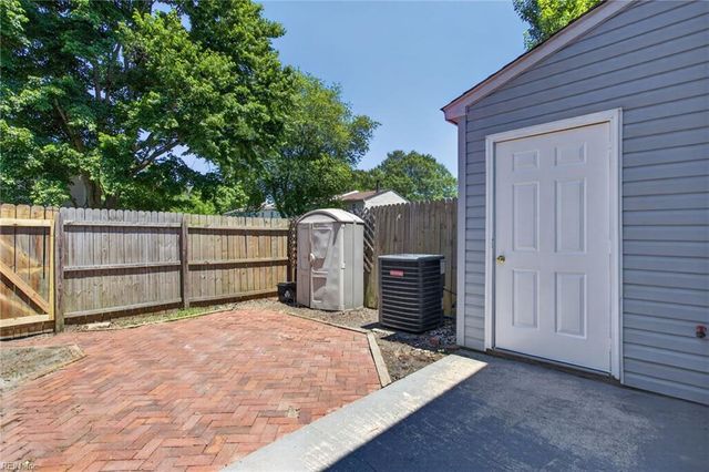 12791 Tahiska LN, Newport News, VA 23602