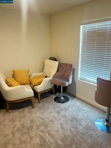 627 Elizabeth Ct, Merced, CA 95341