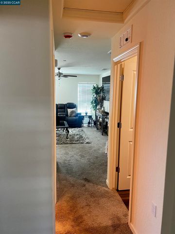 627 Elizabeth Ct, Merced, CA 95341