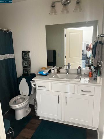 627 Elizabeth Ct, Merced, CA 95341