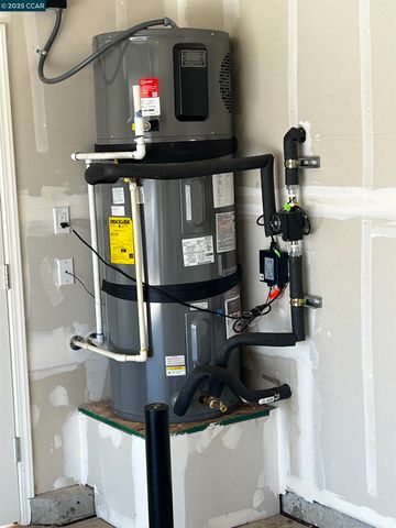 627 Elizabeth Ct, Merced, CA 95341