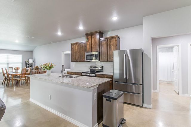 1715 Dryden Ave, Copperas Cove, TX 76522