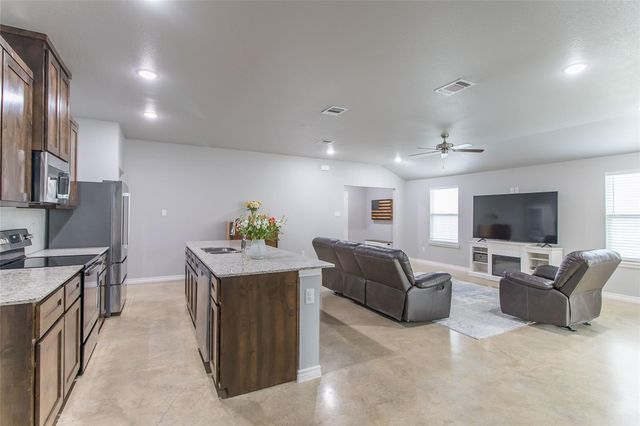 1715 Dryden Ave, Copperas Cove, TX 76522