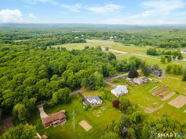 11 Polly Dan Road, Burlington, CT 06013
