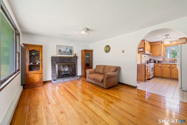 11 Polly Dan Road, Burlington, CT 06013