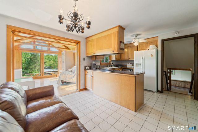 11 Polly Dan Road, Burlington, CT 06013