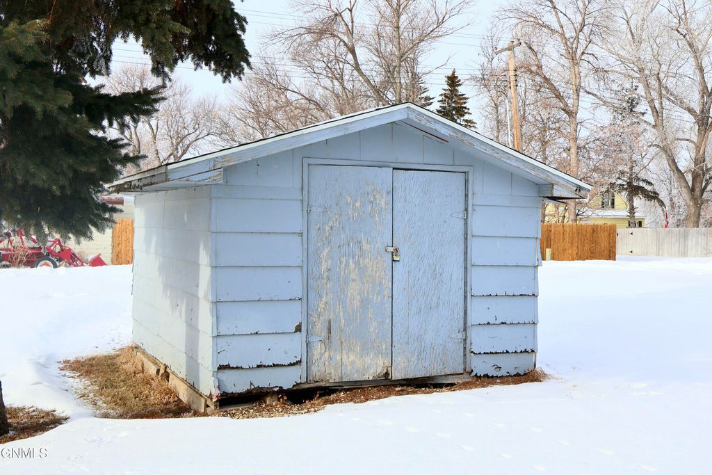 200 2nd Avenue W, Lignite, ND 58752 photo 18