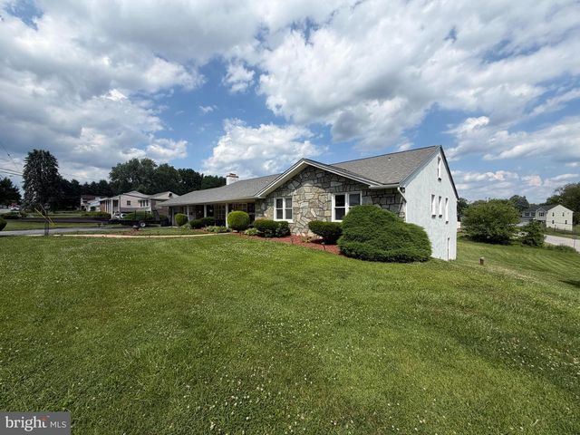 155 W 3RD AVE, Coatesville, PA 19320