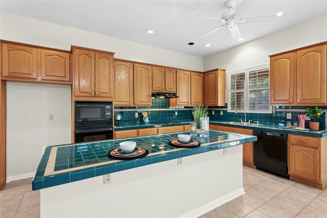 221 Trail Of The Flowers, Georgetown, TX 78633