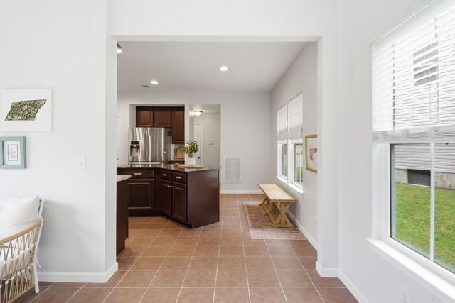 1452 Scarcroft Ln, Nashville, TN 37221