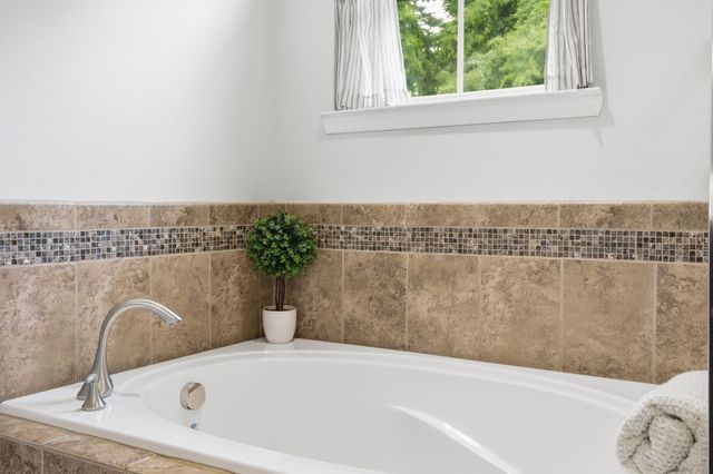 1452 Scarcroft Ln, Nashville, TN 37221