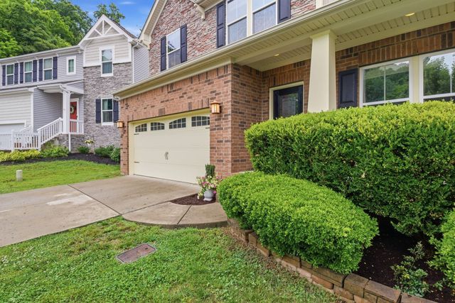 1452 Scarcroft Ln, Nashville, TN 37221