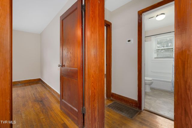 147 Fox Road, Johnson City, TN 37601